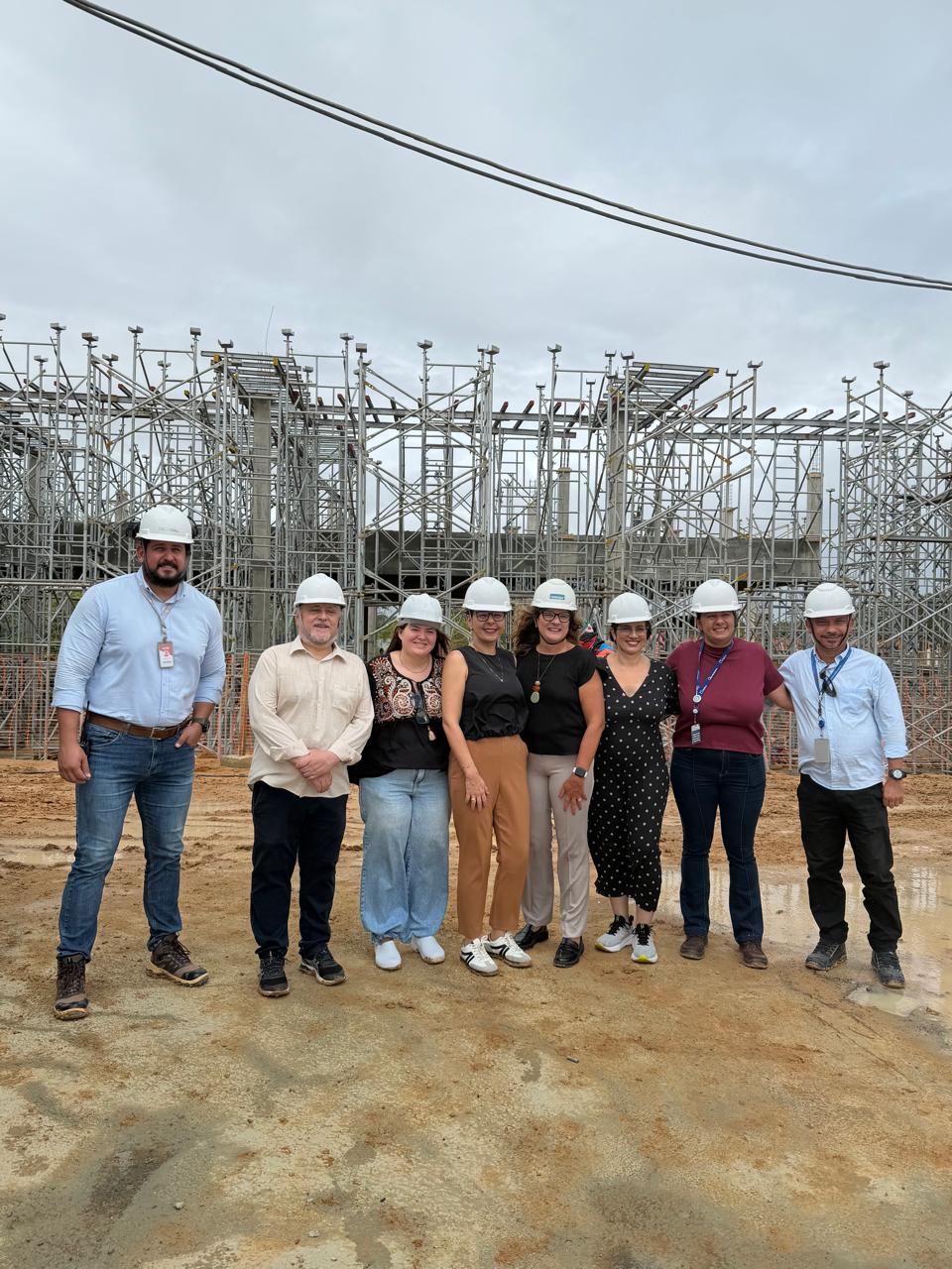 Diretora acompanha as obras de Bio-Manguinhos no Ceará.